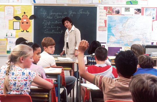 Analyzing brazilian elementary education indicators
